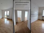 Einziehen und wohlfühlen in der Zwei-Zimmer-Wohnung mit Balkon - Plauen