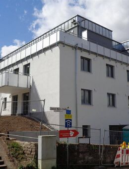 Erstbezug in Wertheim mit Burgblick: 3-Zimmer-Wohnung mit Balkon,TG- Stellplatz und Keller - Wertheim