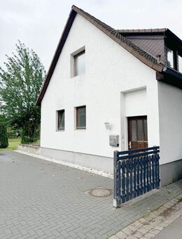 Großzügige Doppelhaushälfte mit Entwicklungspotenzial in Lengede - Charmant, Gepflegt und Vielseitig - Lengede