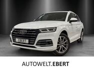 Audi Q5, 55 TFSI e quattro S-LINE, Jahr 2021 - Heidelberg
