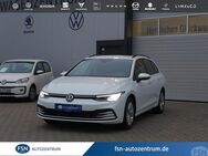 VW Golf Variant, 1.5 Golf VIII eTSI Life SIT, Jahr 2023 - Rostock