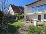 Reserviert - Charmante Doppelhaushälfte mit großer Wellness-Terrasse - provisionsfrei - Zirndorf