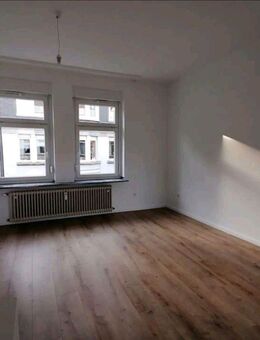 Helle 3-Zimmer Wohnung in Solingen-Mitte - Solingen (Klingenstadt)