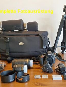 NIKON D5600 - Komplette Fotoausrüstung - TOP - nur 1.631 Shots - Flensburg