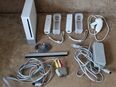 Wii Konsole in weiß mit viel Zubehör in 63505