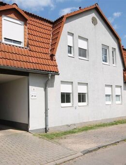 Ruhig am Stadtrand von Halle- 1 Zimmerwohnung mit Stellplatz- Übernahme Einbauküche möglich! - Halle (Saale)