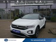 VW T-Roc, 1.5 l TSI Style 150, Jahr 2022 - Rostock