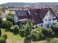 Wohnen wo andere Urlaub machen. EXKLUSIVES Haus im Haus mit eigenem Eingang, Garten, Terrasse, 2 Balkone auf ca. 345 m² Wfl. - Spalt