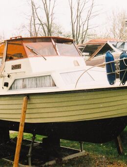 Kajütboot GFK Fabrikat Teal - Berlin