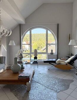 Luxus für Zwei - herrliche Dachgeschoss-Maisonette in Bestlage - am Hofheimer Steinberg - Hofheim (Taunus)