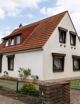 *** traumhafter GARTEN mit OBSTBÄUMEN - viel NUTZFLÄCHE - HWR - GARAGENHAUS *** - Delmenhorst
