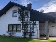 – Familienfreundlich – Großzügiges Einfamilienhaus mit Einliegerwohnung, ruhige Siedlungslage in Hutthurm - Hutthurm