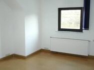 DG-Wohnung mit Single-Küche, in Citynähe von St. Ingbert - Nähe Fitnesscenter (Sofort frei) - Sankt Ingbert