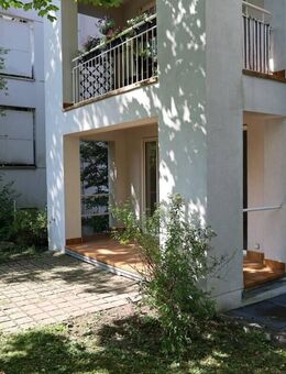 ***CHARMANTE MAISONETTE-WOHNUNG MIT TERRASSE IN MÜNCHEN - MODERNER WOHNKOMFORT AUF ZWEI ETAGEN*** - München