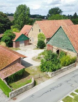 Hofstelle mit angrenzendem Grünland in Bad Salzuflen - Bad Salzuflen