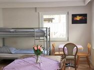 3-Zimmerwohnung mit Wlan, TV, Küche, 3x Schlafzimmer, Bad, WC, Waschmaschine, Trockner - Filderstadt