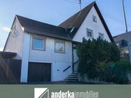 Einfamilienhaus mit viel Potenzial auf einem 1058m² großen Traumgrundstück in Burgau zu verkaufen! - Burgau