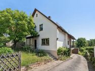 Sofort bezugsfertig: Ruhig gelegenes Zweifamilienhaus in Regensburg-Keilberg - Regensburg