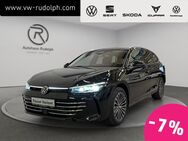 VW Passat, 2.0 TDI Elegance, Jahr 2022 - Oelsnitz (Erzgebirge)