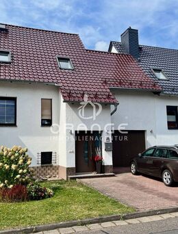 *** Großzügiges Reihenhaus mit Gartenparadies, Poolvergnügen, Garage - viel Platz für Familie *** - Geithain