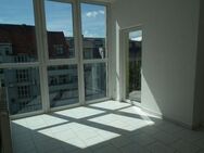 2 Zimmer Einbauküche mit mit Balkon und Tiefgarage - Chemnitz