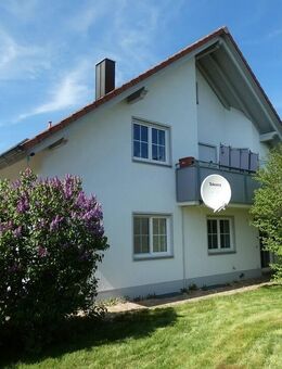 Neues Zuhause oder lohnende Kapitalanlage: Zweifamilienhaus mit Doppelgarage - Ellenberg (Baden-Württemberg)