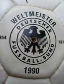 Fussball der Wm 1990 mit Autogrammen der Spieler in 55129