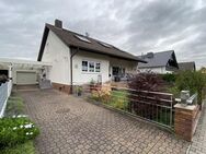 Freistehendes gepflegtes Einfamilienhaus mit zwei Wohnungen provisionsfrei von Privat zu verkaufen - Gernsheim (Schöfferstadt)