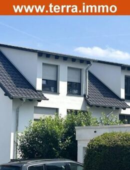 Reihenendhaus inkl. 2 Pkw-Stellplätze! Wird frei übergeben! - Hattersheim (Main)