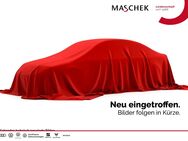 Audi A4, Avant Advanced quatt 40 TDI Black, Jahr 2021 - Wackersdorf