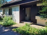 Ruhig gelegener Reihenmittelbungalow in Augsburg - Haunstetten - Nord mit Ausbaupotenzial - Augsburg