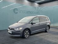 VW Touran, Comfortline |7-S ||||, Jahr 2024 - München