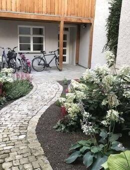 Charmantes 2-Zi-Häuschen über zwei Etagen mit EBK, Balkon - Zentrum Ingolstadt frei ab 01.08./01.09.2025 - Ingolstadt