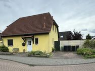 Emmerich-Praest schönes, gemütliches Einfamilienhaus mit Terrasse, Garten, Garage, Pool mit Abdeckung, Stellplätze - Emmerich (Rhein)