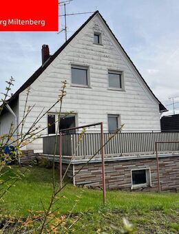 Viel Platz, viel Sonne, großer Garten - was will die Familie mehr? - Laufach