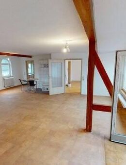 Großzügiges Wohn- Atelierhaus mit Blick in die Vogesen. Baugrundstück. 3D Rundgang - Lauf