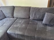 Moderne elektrische Eckcouch – Dunkelgrau – elektrisch ausfahrbar - Düsseldorf