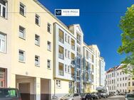 Zentrumsnah und altersfreundlich - modernisierte 2-Raum-Wohnung mit Einbauküche, Balkon und Aufzug - Rostock