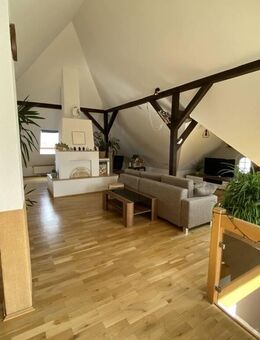 Erfurt: 3-Zimmer-Maisonette mit Loft, Parkett & Altbauflair - Erfurt