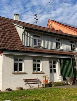 Charmantes Fachwerkhaus mit großer Scheune und Ausbaupotenzial - Winnenden