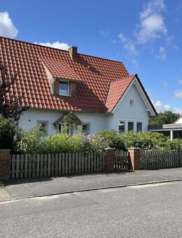 Stilvoll renoviertes Haus mit Wärmepumpe und Solaranlage - Wolfsburg