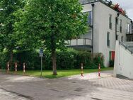 Nähe Forstenrieder Allee - Ruhige 3,5 Zimmerwhg. mit Südbalkon (17 m²) und Blick in die gepflegte Gartenanlage - München