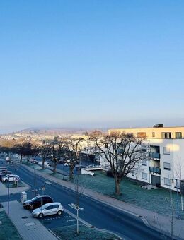 Neuwertige, lichtdurchflutete 4-Zimmerwohnung mit Fernblick in Waldbronn - Waldbronn