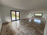 ! Rossbrunn, viel Platz und absolute Ruhe in Aussichtslage ! - Waldbüttelbrunn