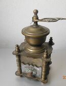 Alte Kaffeemühle aus Messing ? in 80335