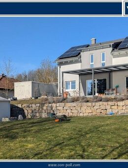Neuwertiges A+-Haus: Exklusive EBK, PV-Anlage, Kamin, Smart Home, Garage & Stellplätze! - Usingen