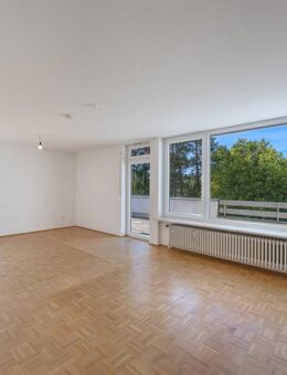 BEZUGSFREIE 3-ZI.-WOHNUNG MIT UMLAUFENDER DACHTERRASSE IN GRÄFELFING - Gräfelfing