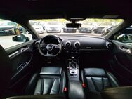 Audi RS 3 Lim. 2.5 TFSI quattro PanoDach/VollLeder/ - Göttingen