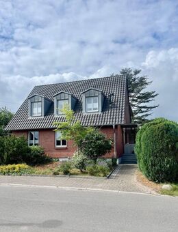 Traumhaftes Einfamilienhaus am Ostorfer See in Schwerin - Hochwertige Ausstattung und großzügige Nutzflächen - Schwerin