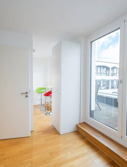 Modernes Studentenapartment mit großer Terrasse - München